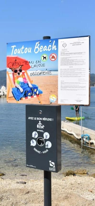 Le Monroe Les Pieds Dans L'eau 10 M De La * La Seyne-sur-Mer
