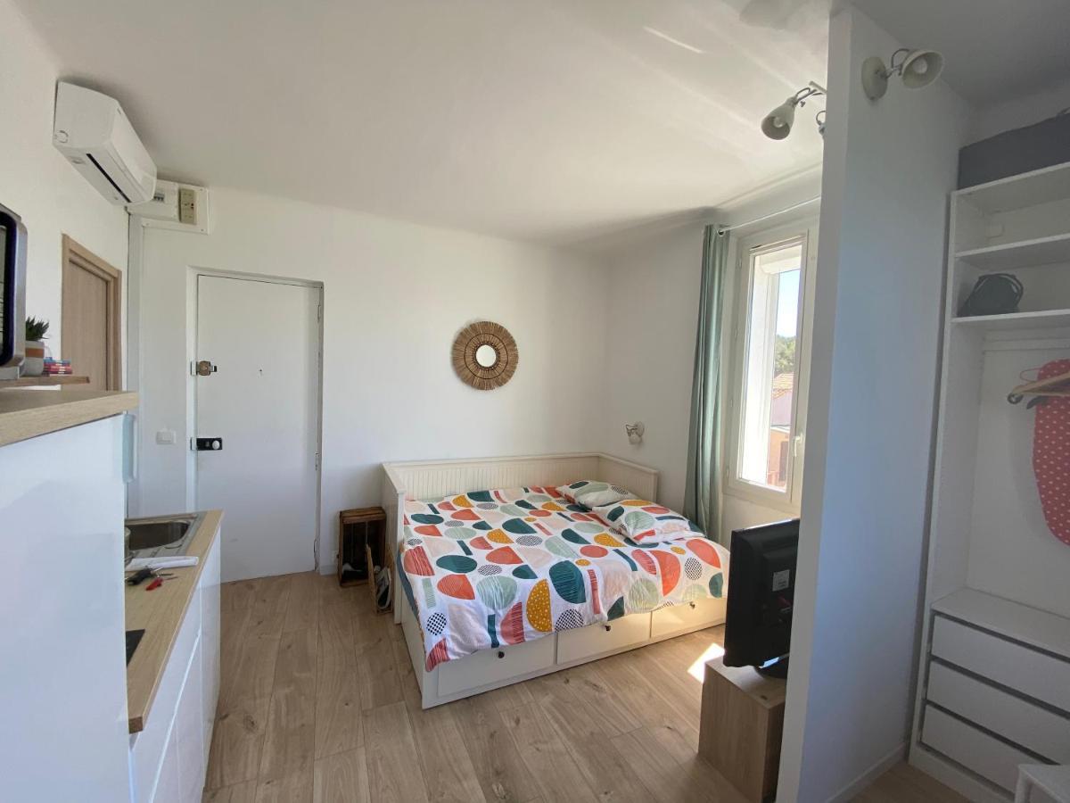 Appartement Le Monroe Les Pieds Dans L'eau 10 M De La La Seyne-sur-Mer